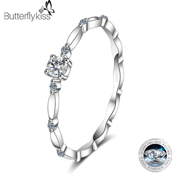 Butterflykıss Zarif 0.1 CT Yuvarlak Mozanit Parmak Yüzük 925 Ayar Gümüş Klasik Sparkle düğün takısı Kadınlar İçin Hediyeler